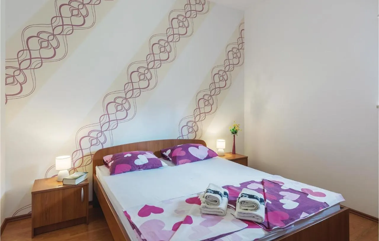 Nice Apartment In Medulin With House Sea View 0*,