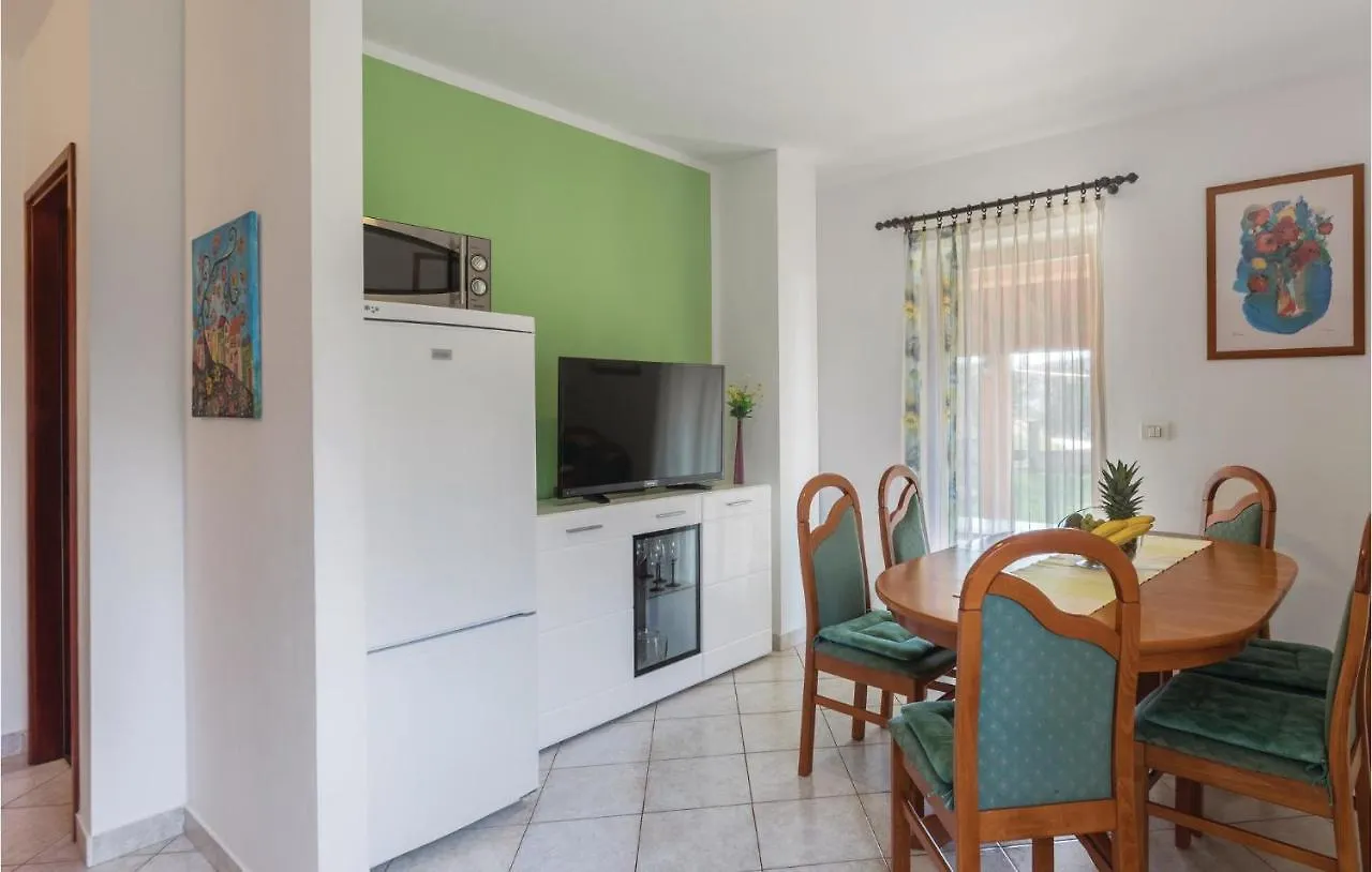 Nice Apartment In Medulin With House Sea View 0*,