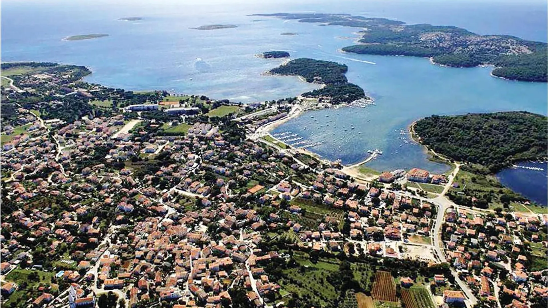 Nice Apartment In Medulin With House Sea View