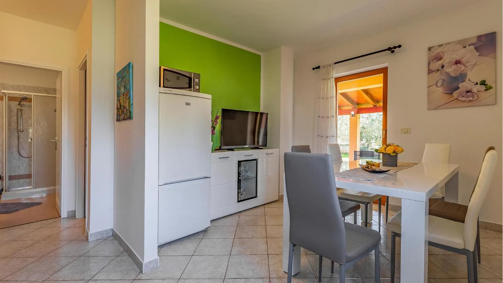 Nice Apartment In Medulin With House Sea View