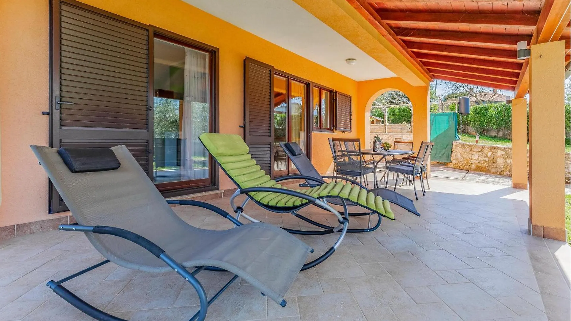 Nice Apartment In Medulin With House Sea View
